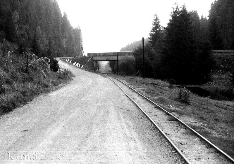 �IERNY BALOG, �.H.L.D., Prostredn� - 1982
