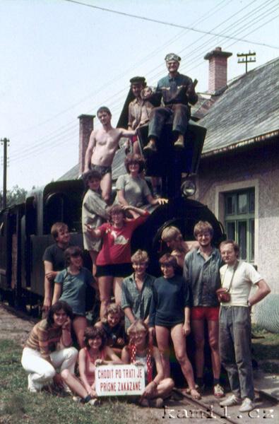 �IERNY BALOG, t�bory Stromu �ivota - 1983-4