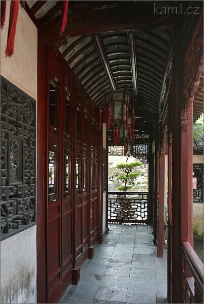 Shanghai [Šank-chaj] - zahrada Yuyuan [Jüjüan]
