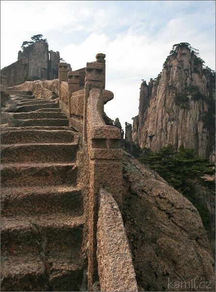 Žluté hory - Huangshan [Chuank-šan]