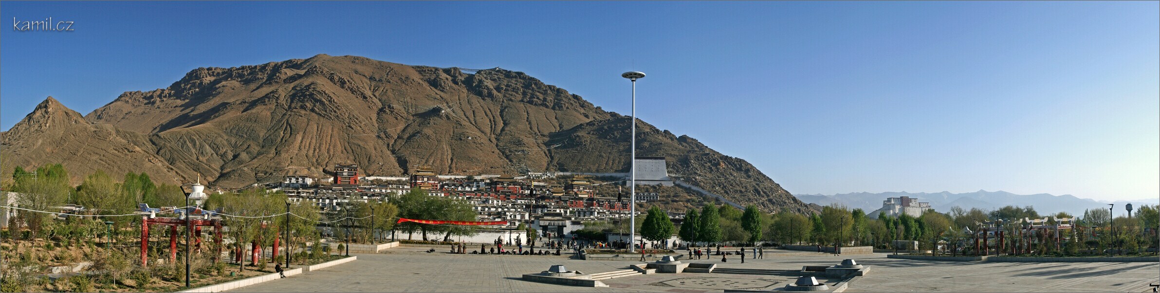 Shigatse [Šikace] / Rikaze [Žikadze]