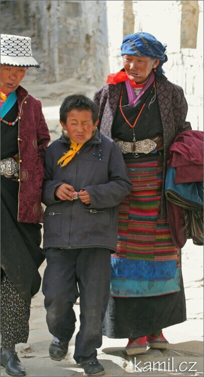 Shigatse [Šikace] / Rikaze [Žikadze]