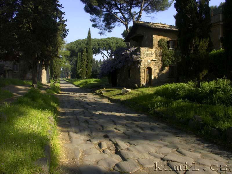 Italia, antick� venkov - kv�ten 2005