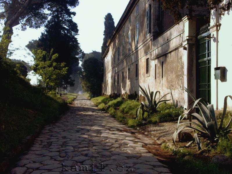 Italia, antick� venkov - kv�ten 2005