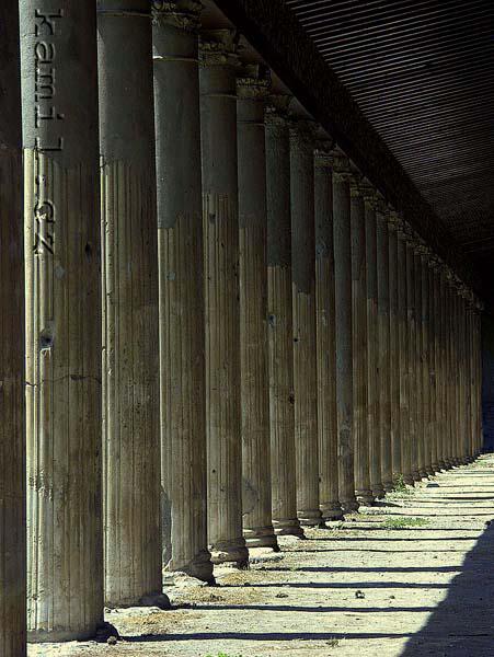 Italia, antick� venkov - kv�ten 2005