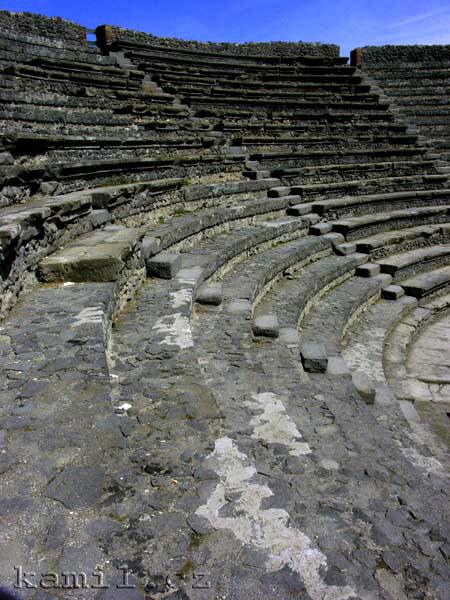 Italia, antick� venkov - kv�ten 2005