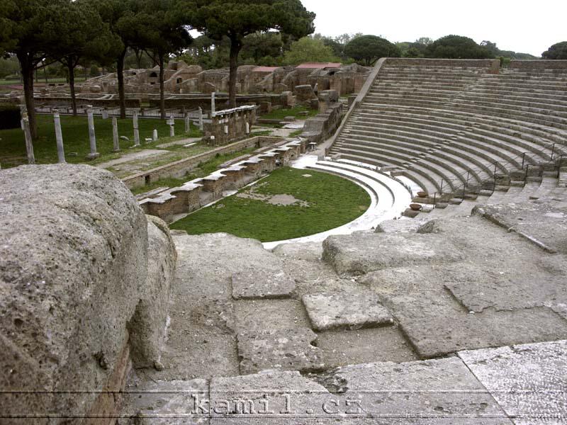 Italia, Ostia Antica - kv�ten 2005