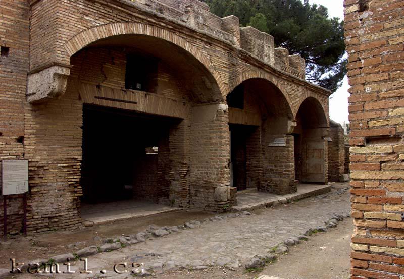 Italia, Ostia Antica - kv�ten 2005
