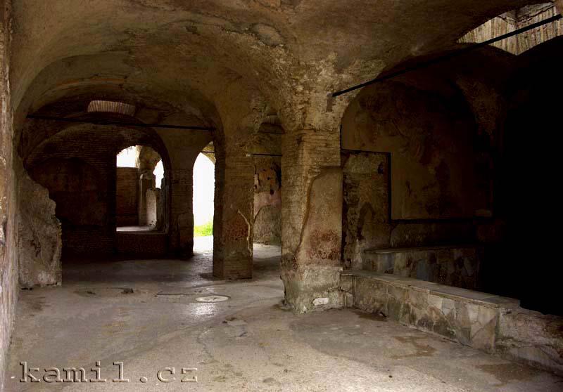 Italia, Ostia Antica - kv�ten 2005