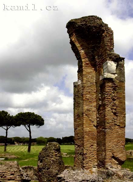 Italia, Ostia Antica - kv�ten 2005