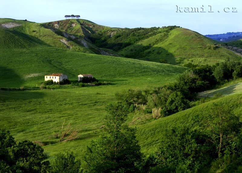 Italia, tosk�nsk� venkov - kv�ten 2005