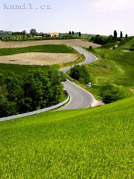 Italia, tosk�nsk� venkov - kv�ten 2005
