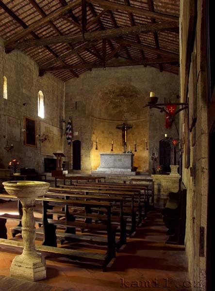 Italia, k�es�ansk� kostely - kv�ten 2005
