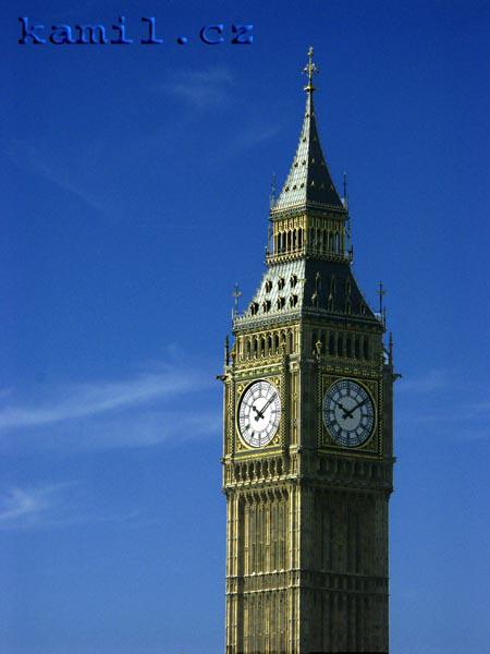 LONDON, Thames river - srpen 2005
