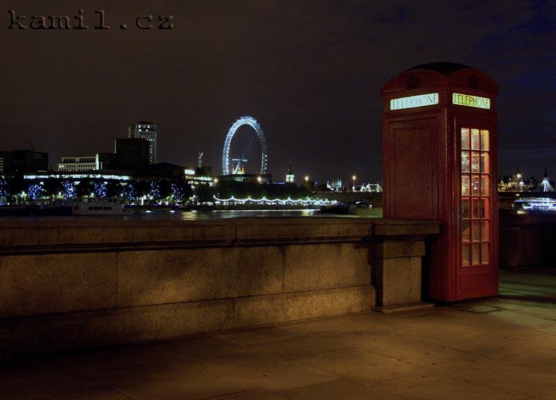 LONDON, Thames river - srpen 2005