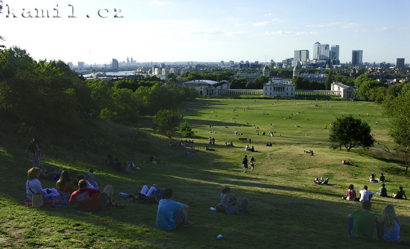 LONDON, Thames river - srpen 2005