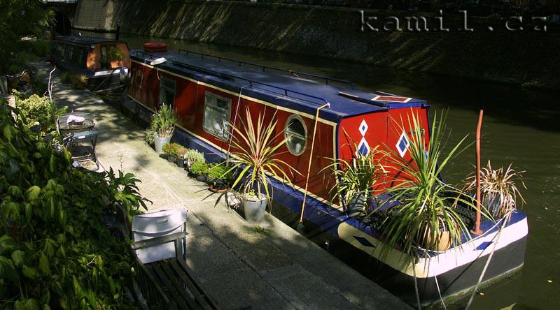 LONDON, British Museum, Regent�s Canal - srpen 2005