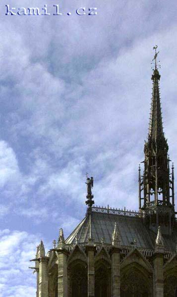 PARIS, gotika - listopad 2004