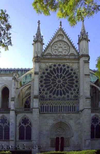 PARIS, gotika - listopad 2004